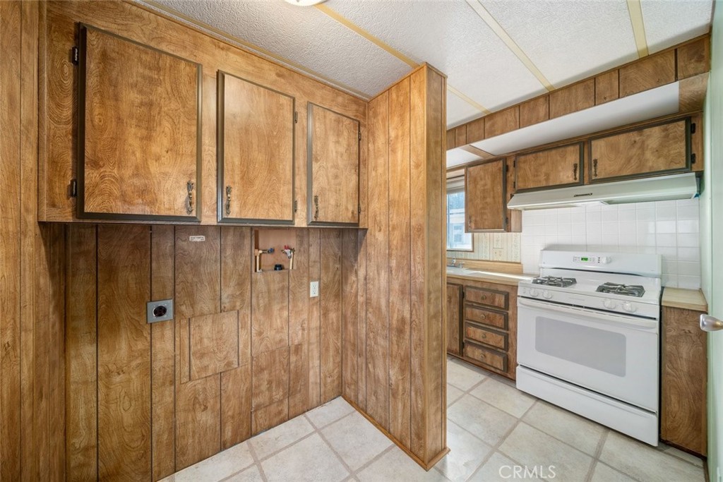 84 Laguna, Paso Robles, CA 93446