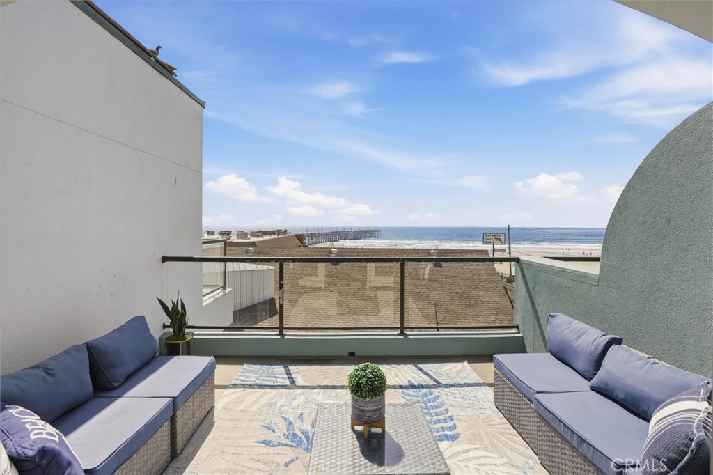 198 Main St #305, Pismo Beach, CA 93449