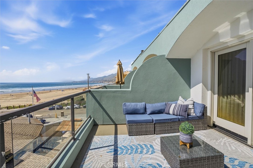 198 Main St #305, Pismo Beach, CA 93449