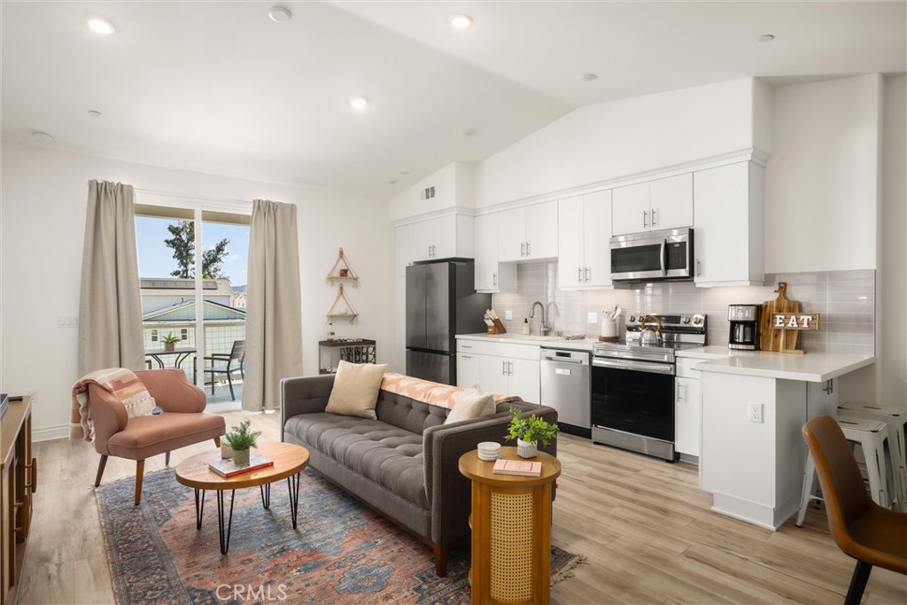 935 Madonna Rd #303, San Luis Obispo, CA 93405