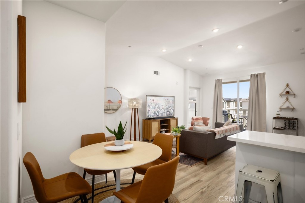 935 Madonna Rd #303, San Luis Obispo, CA 93405