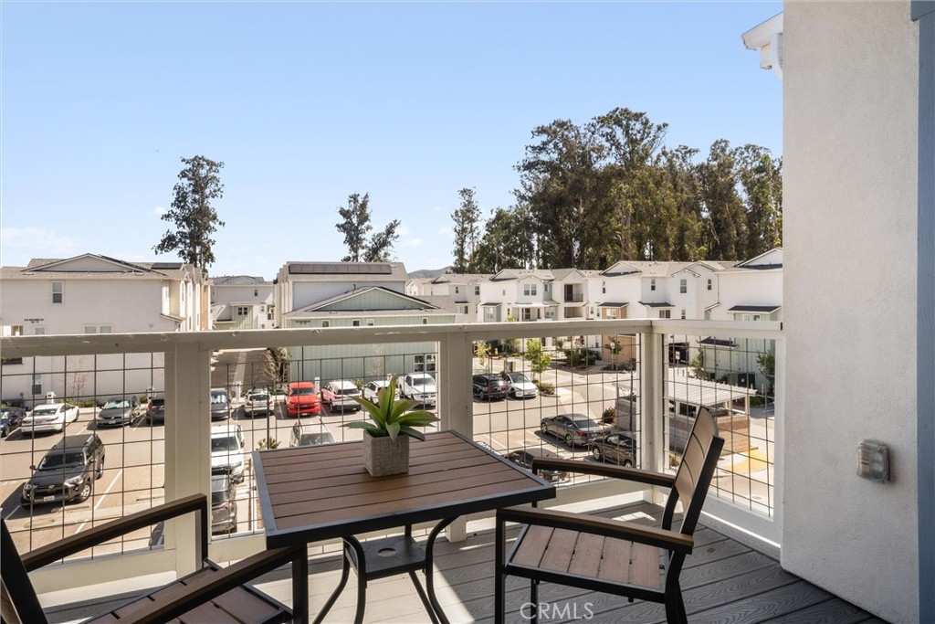 935 Madonna Rd #303, San Luis Obispo, CA 93405