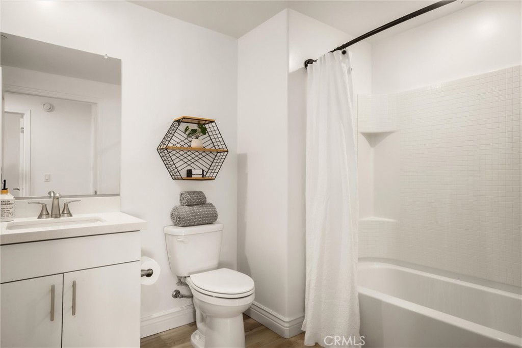 935 Madonna Rd #303, San Luis Obispo, CA 93405