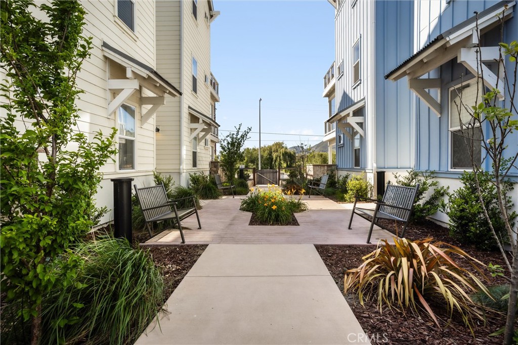 935 Madonna Rd #303, San Luis Obispo, CA 93405