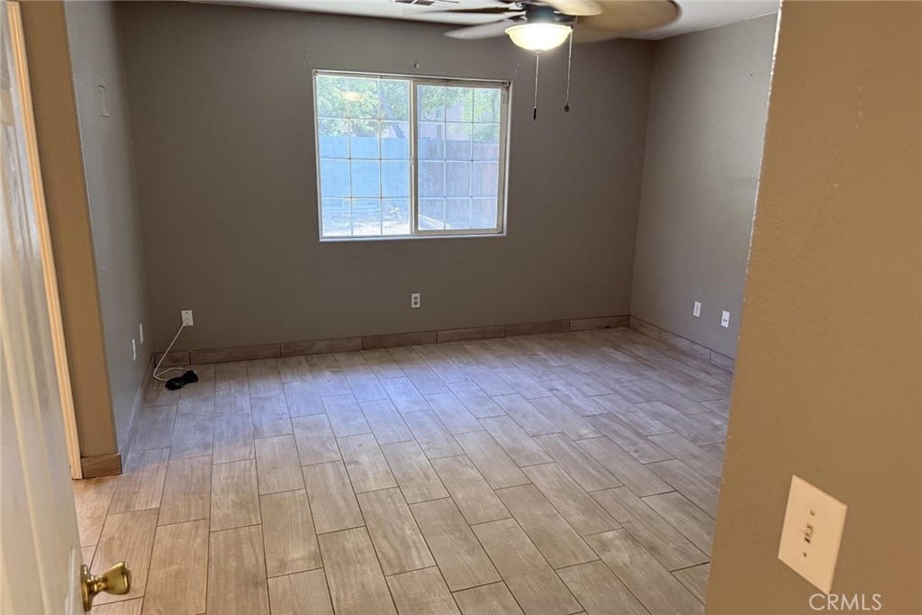 409 W Packwood, Visalia, CA 93277