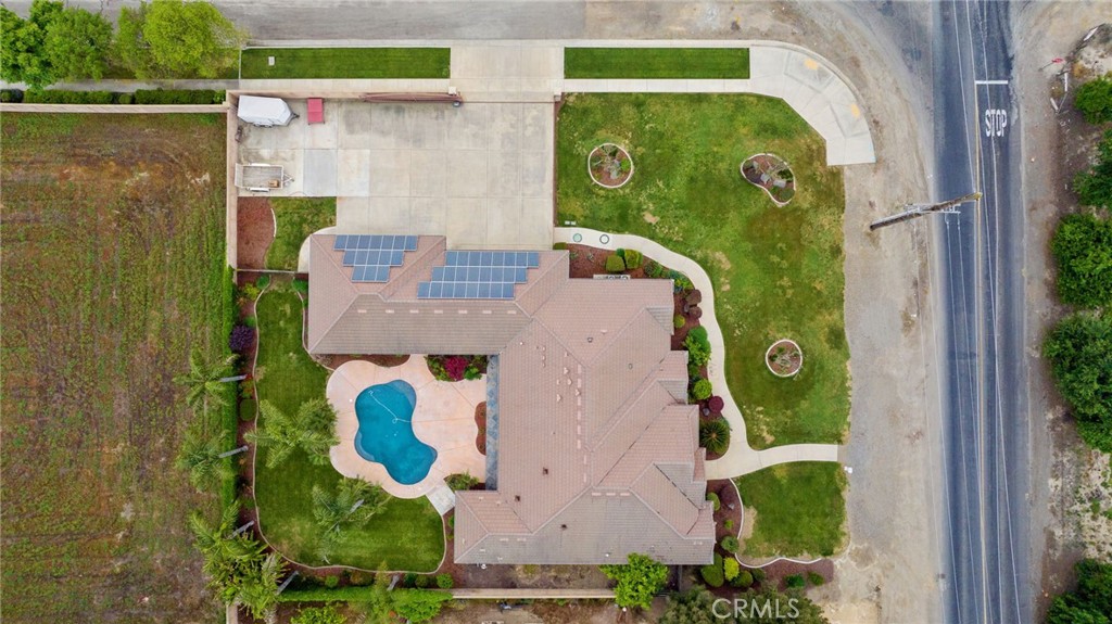 1928 S Shirk, Visalia, CA 93277