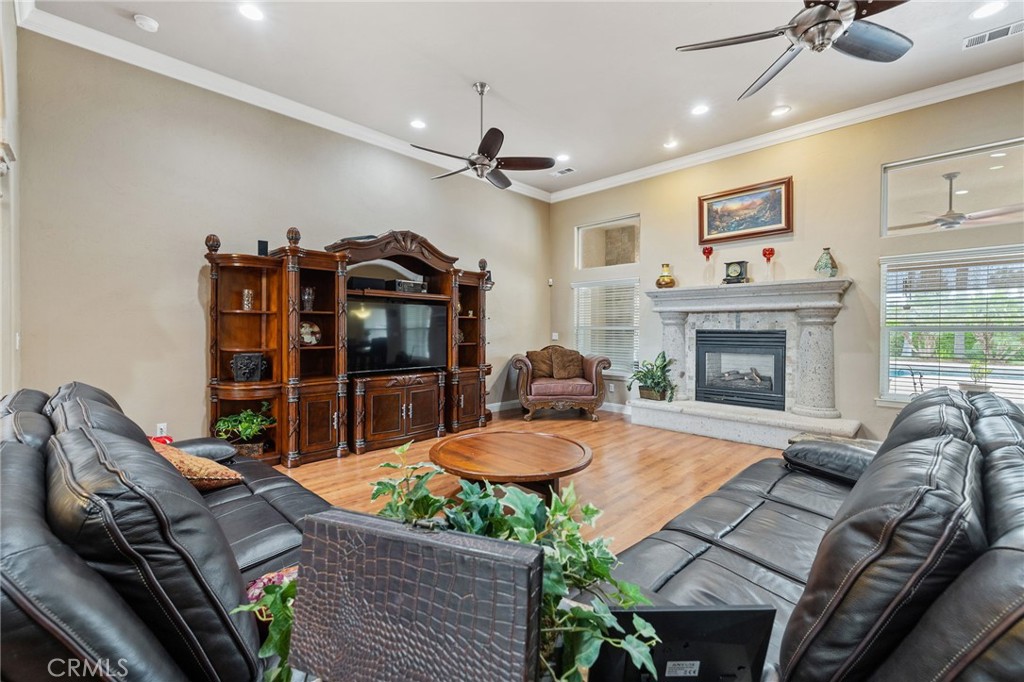 1928 S Shirk, Visalia, CA 93277