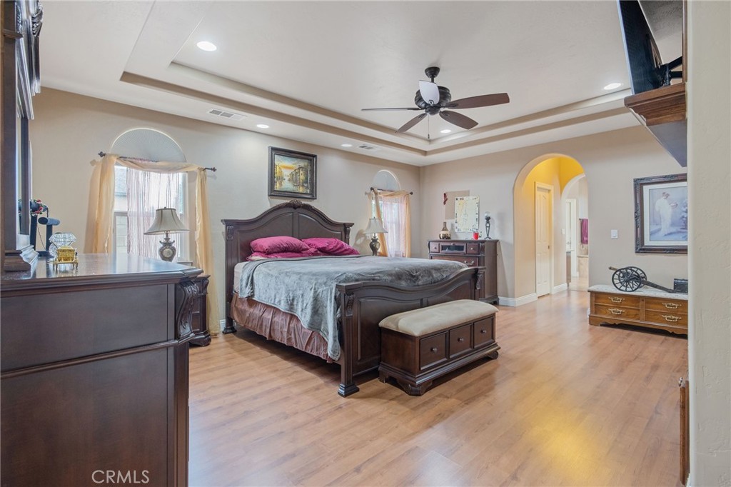 1928 S Shirk, Visalia, CA 93277