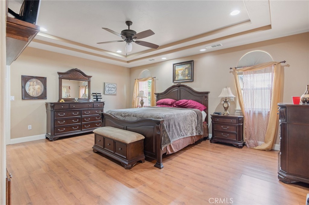 1928 S Shirk, Visalia, CA 93277