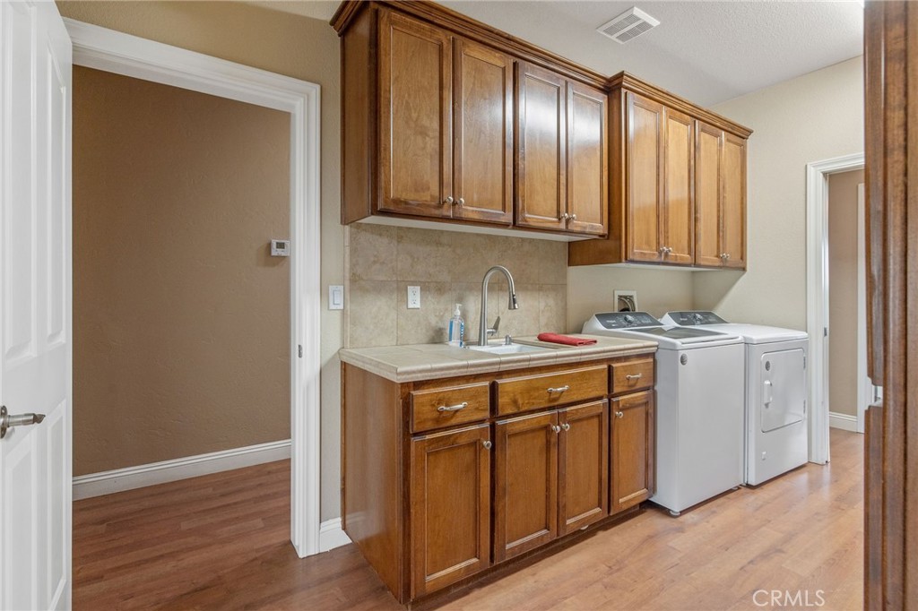 1928 S Shirk, Visalia, CA 93277