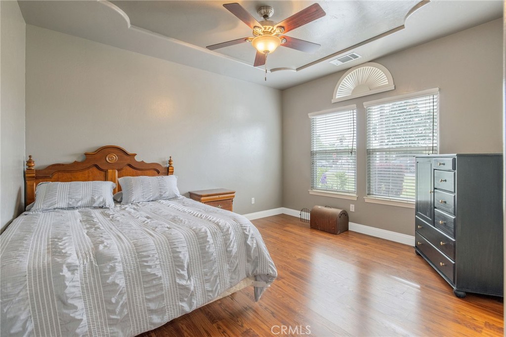 1928 S Shirk, Visalia, CA 93277