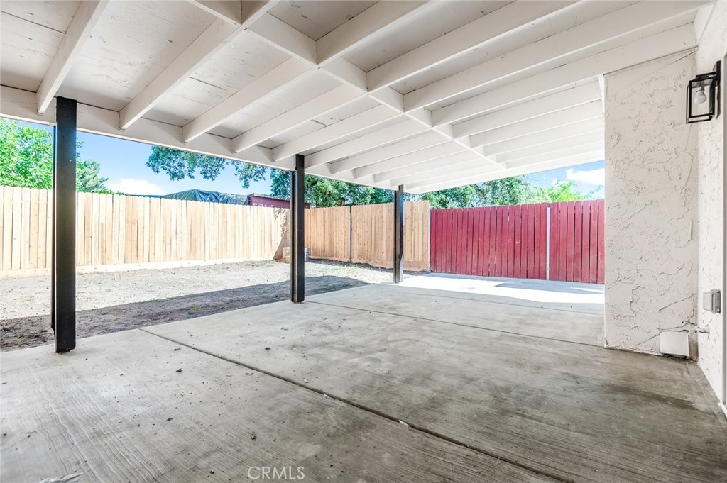 1644 N Tipton, Visalia, CA 93292