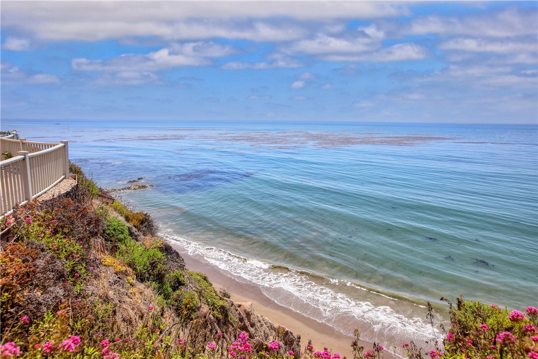 2569 Spyglass Dr, Pismo Beach, CA 93449