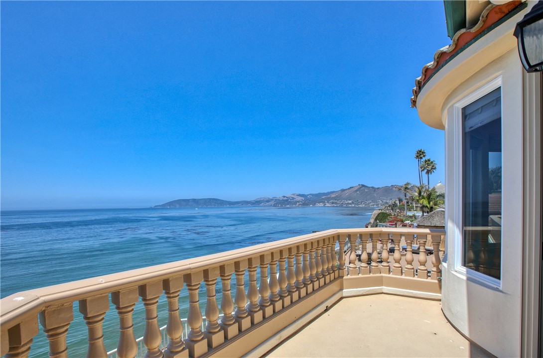 2569 Spyglass Dr, Pismo Beach, CA 93449