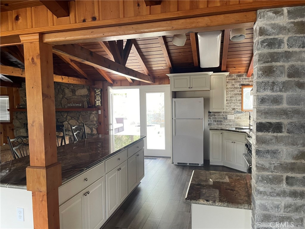 53327 Road 432, Bass Lake, CA 93604