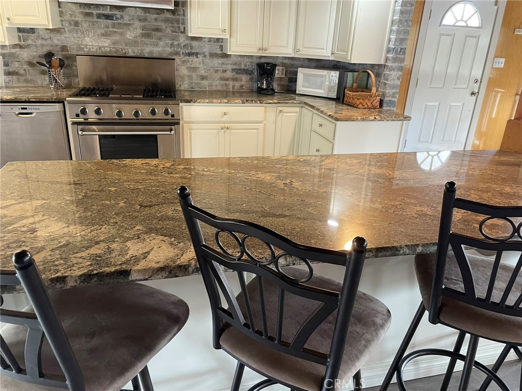 53327 Road 432, Bass Lake, CA 93604