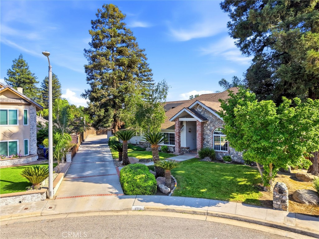 412 N Kanai, Porterville, CA 93257