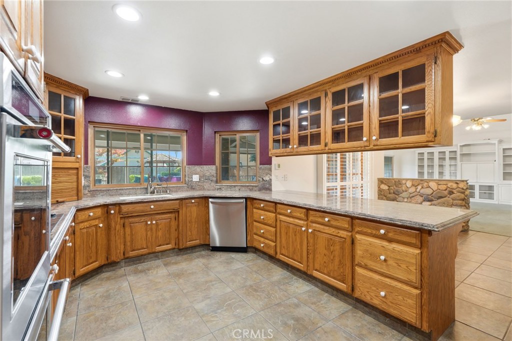 412 N Kanai, Porterville, CA 93257