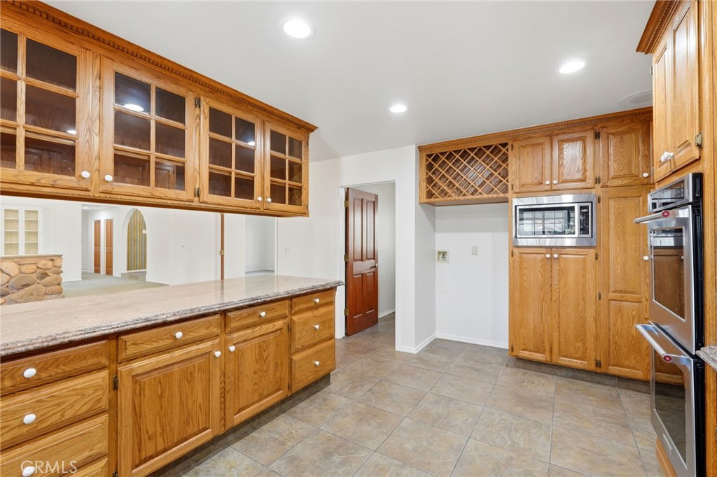 412 N Kanai, Porterville, CA 93257