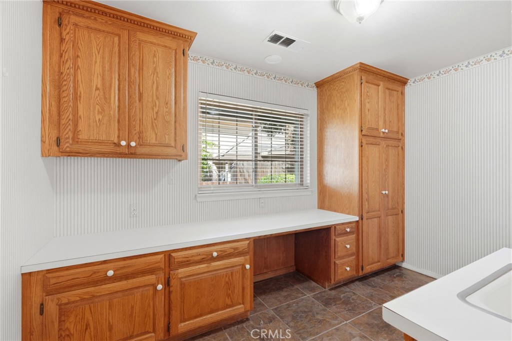 412 N Kanai, Porterville, CA 93257