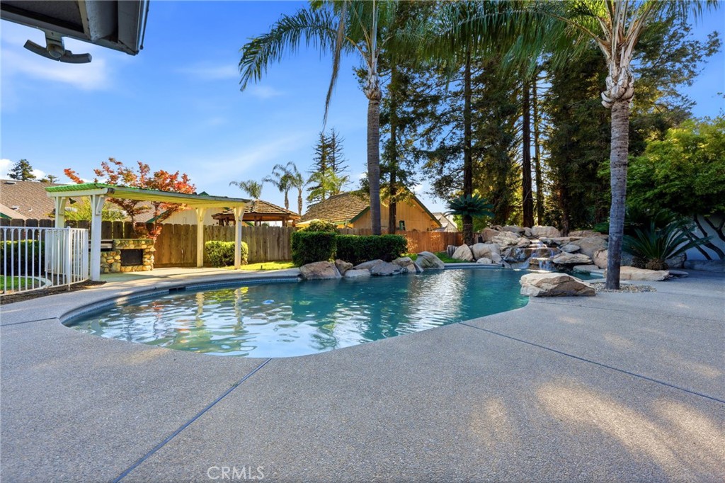 412 N Kanai, Porterville, CA 93257