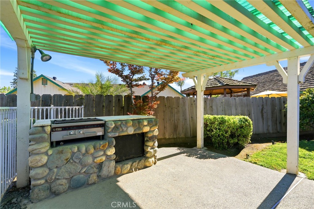 412 N Kanai, Porterville, CA 93257