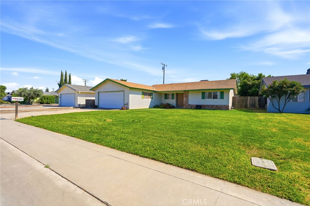 3345 W Laurel, Visalia, CA 93277
