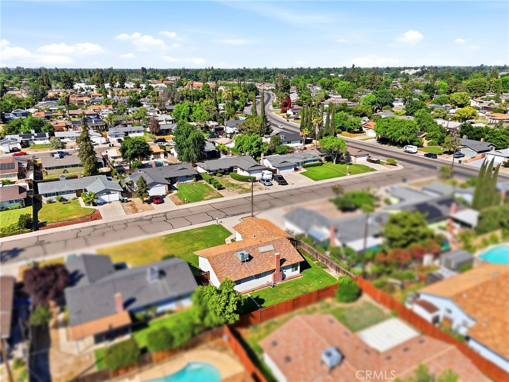 3345 W Laurel, Visalia, CA 93277