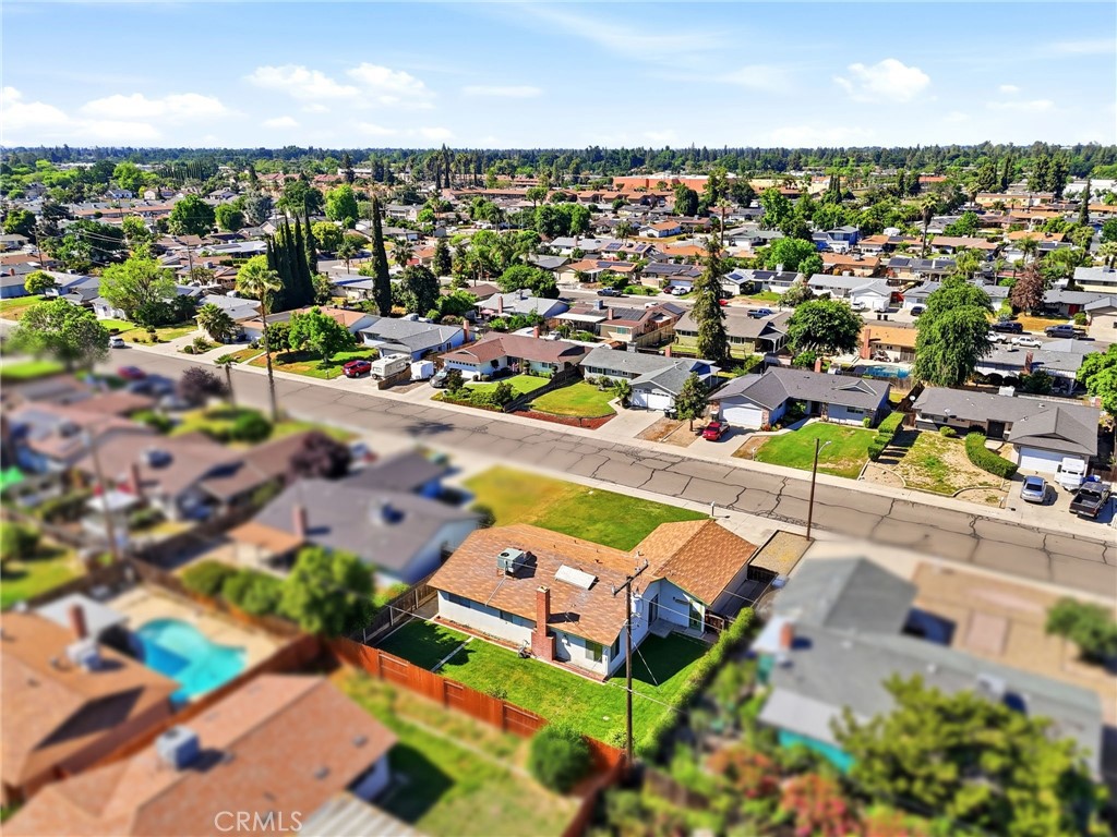 3345 W Laurel, Visalia, CA 93277