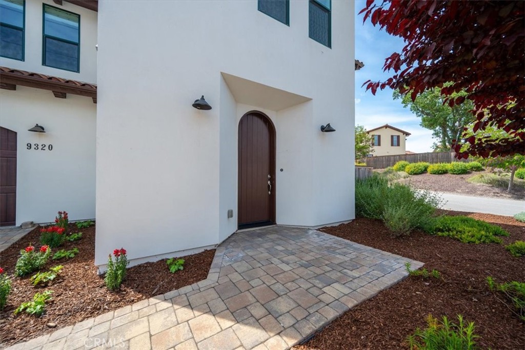 9320 Via Castillo, Atascadero, CA 93422