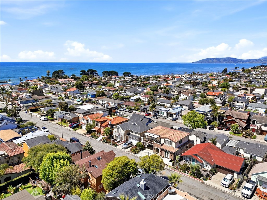 244 Boeker Ave, Pismo Beach, CA 93449