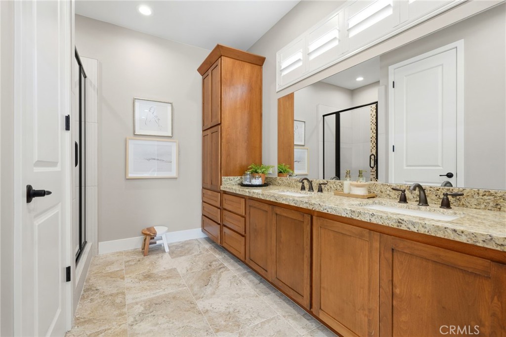 244 Boeker Ave, Pismo Beach, CA 93449