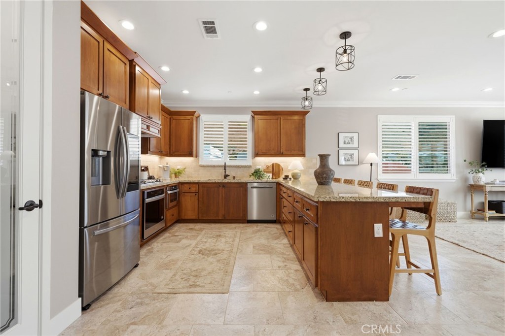 244 Boeker Ave, Pismo Beach, CA 93449