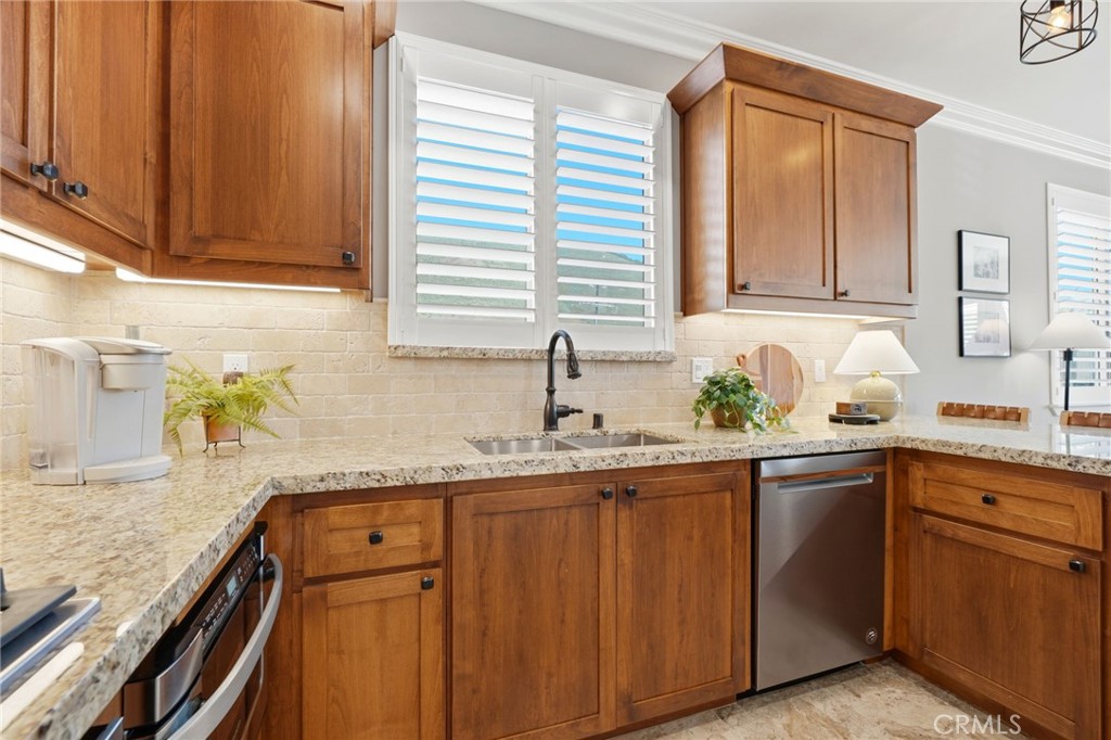 244 Boeker Ave, Pismo Beach, CA 93449