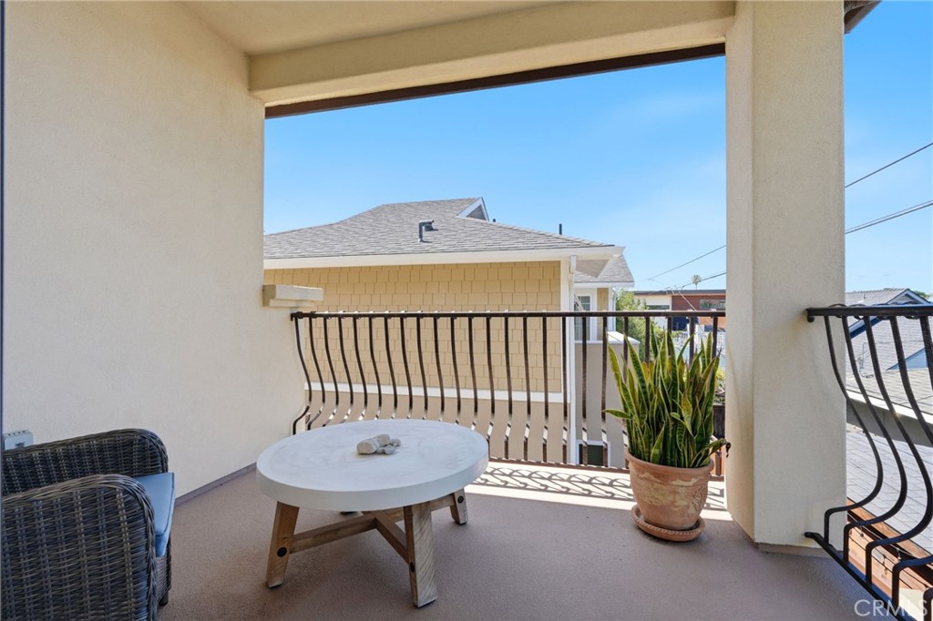 244 Boeker Ave, Pismo Beach, CA 93449