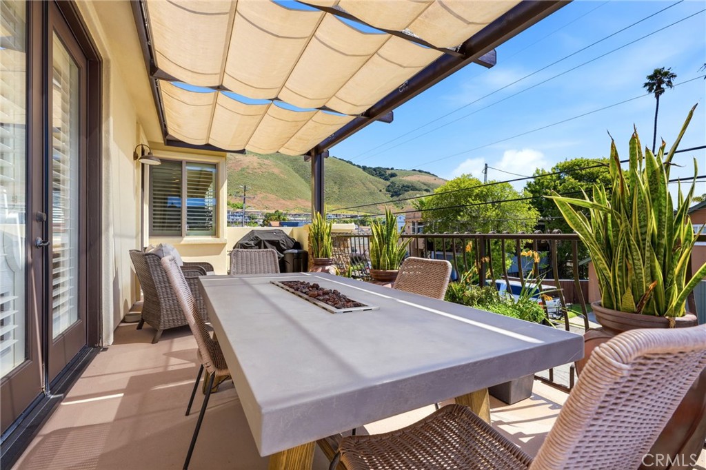 244 Boeker Ave, Pismo Beach, CA 93449