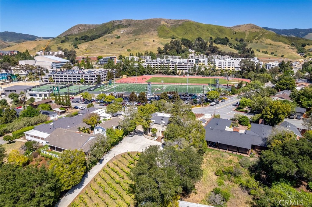 161 Longview Ln, San Luis Obispo, CA 93405