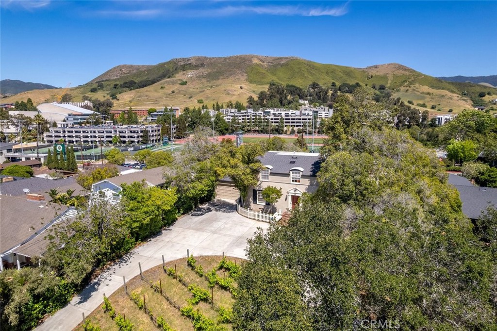161 Longview Ln, San Luis Obispo, CA 93405