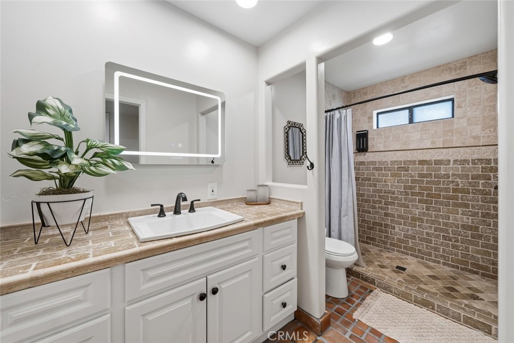 435 Ocean View Ave, Pismo Beach, CA 93449