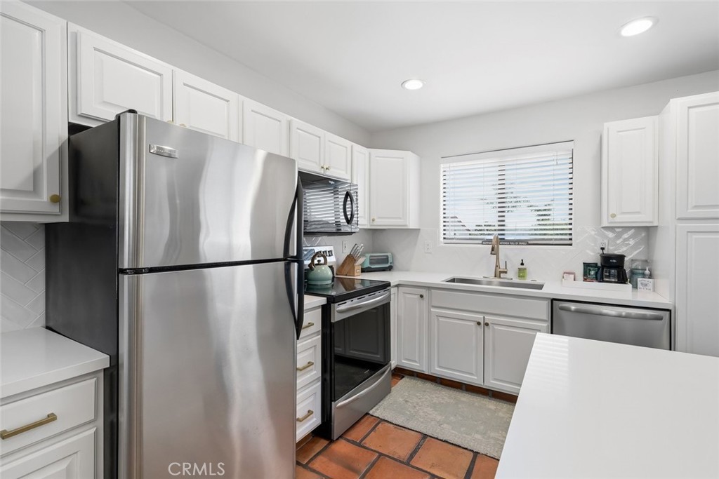 435 Ocean View Ave, Pismo Beach, CA 93449