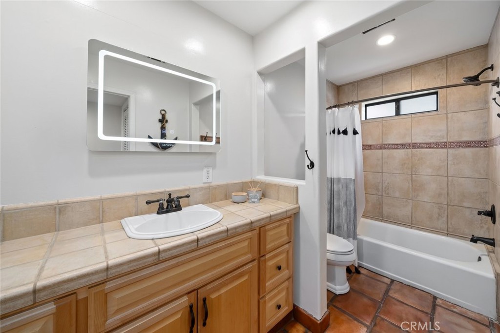 435 Ocean View Ave, Pismo Beach, CA 93449