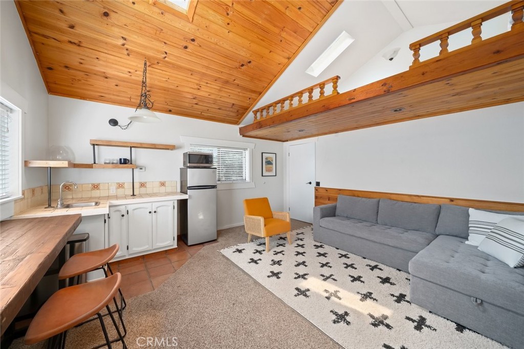 435 Ocean View Ave, Pismo Beach, CA 93449