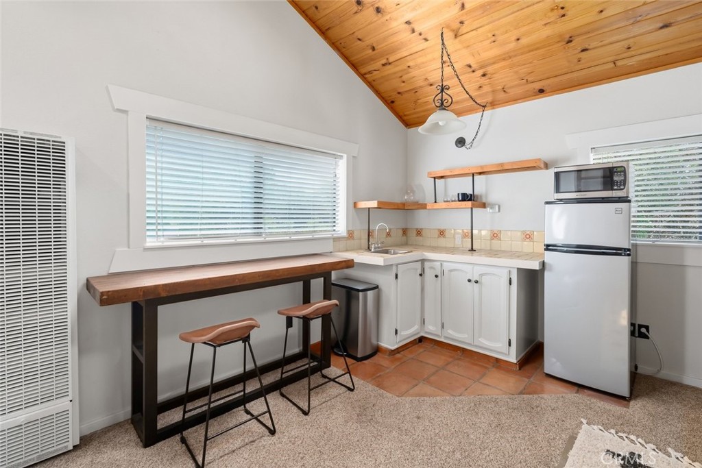 435 Ocean View Ave, Pismo Beach, CA 93449