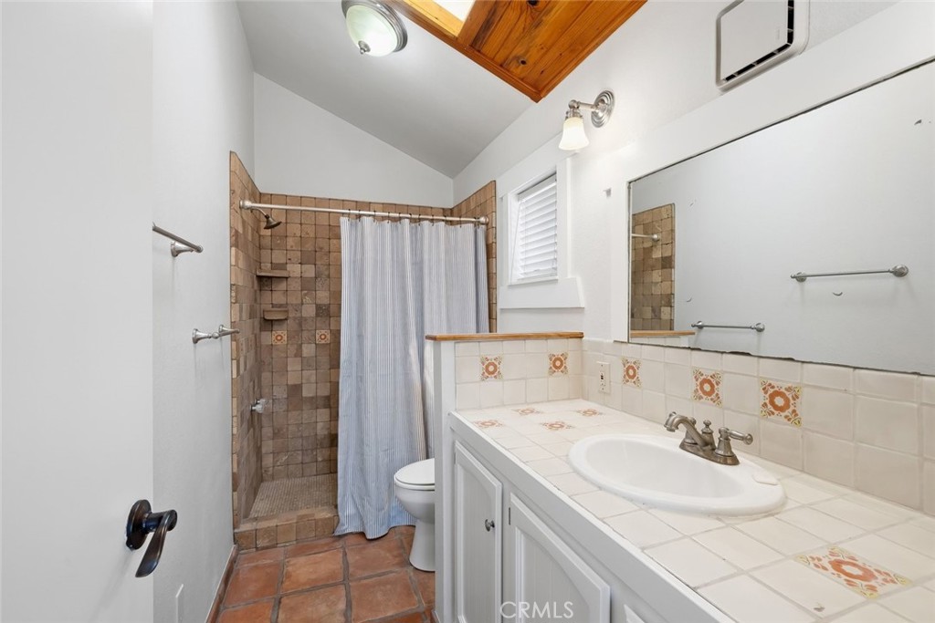 435 Ocean View Ave, Pismo Beach, CA 93449