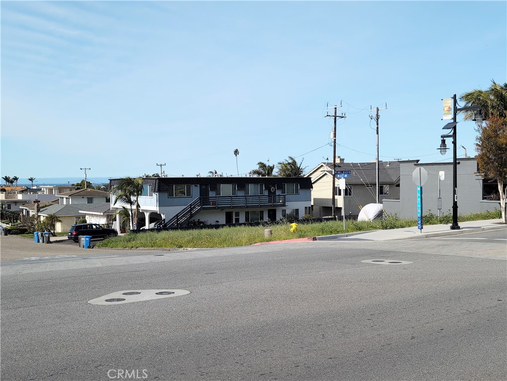 100 Cliff Ave, Pismo Beach, CA 93449