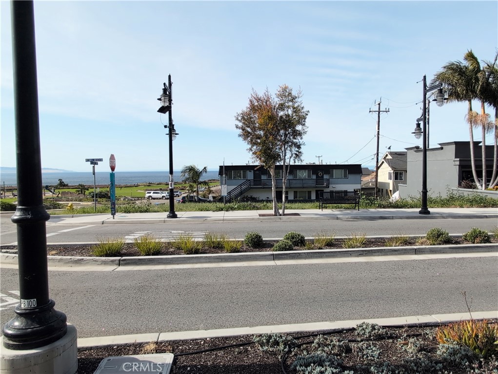 100 Cliff Ave, Pismo Beach, CA 93449