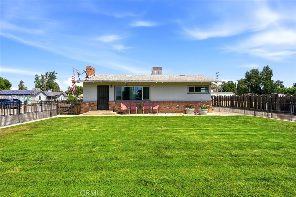 4007 W Myrtle Ave, Visalia, CA 93277