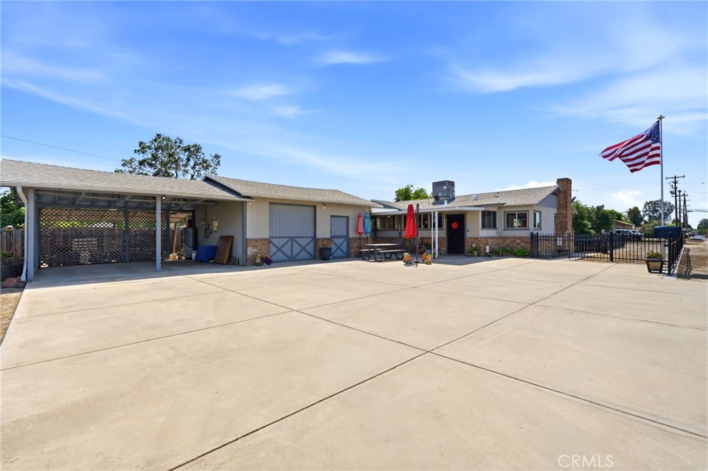 4007 W Myrtle Ave, Visalia, CA 93277