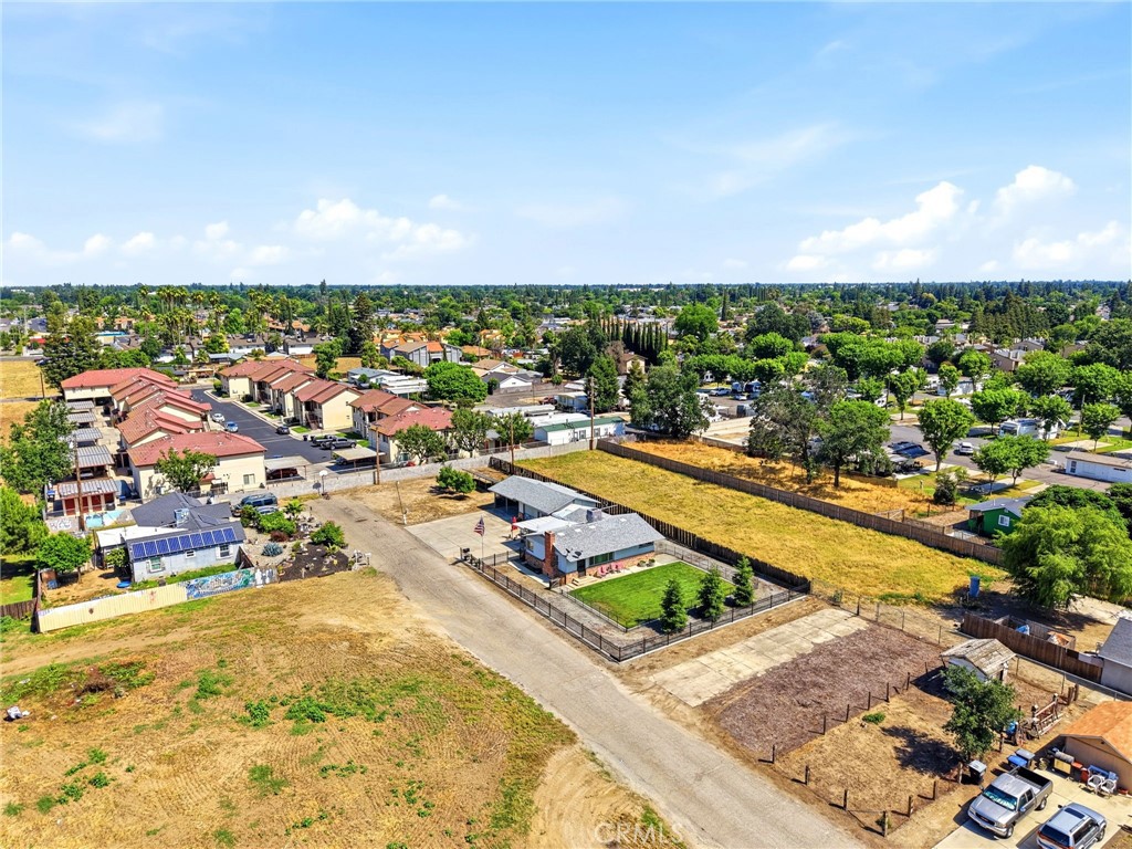 4007 W Myrtle Ave, Visalia, CA 93277
