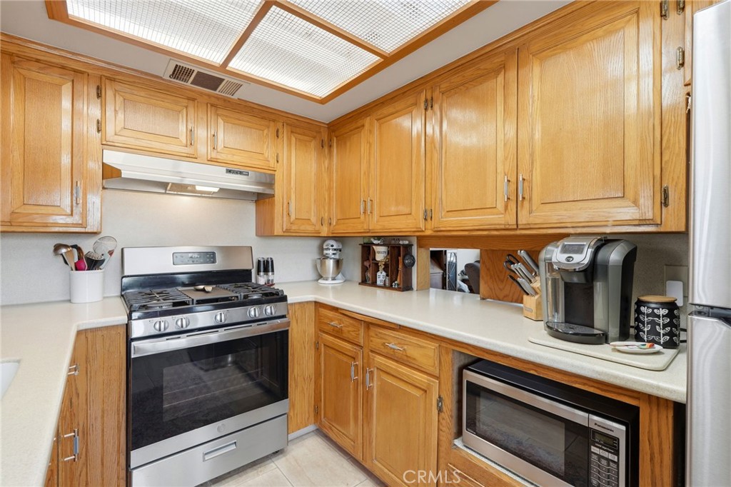 4007 W Myrtle Ave, Visalia, CA 93277